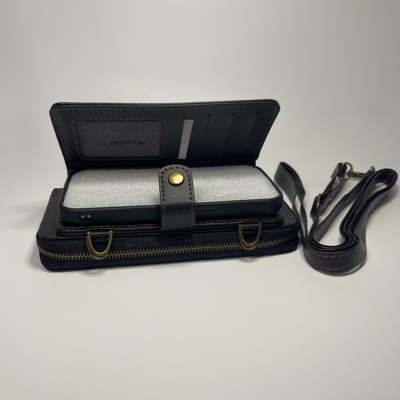 Casebus Classic Crossbody Detachable Magnetic Wallet Phone Case - Picture 5 of 6